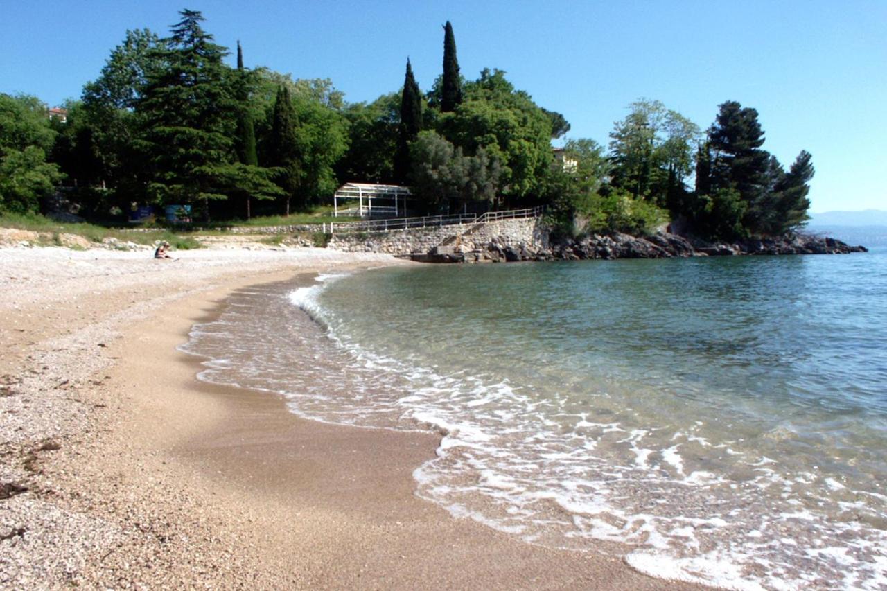 Family Friendly Apartments With A Swimming Pool Lovran, Opatija - 14178 Exterior foto