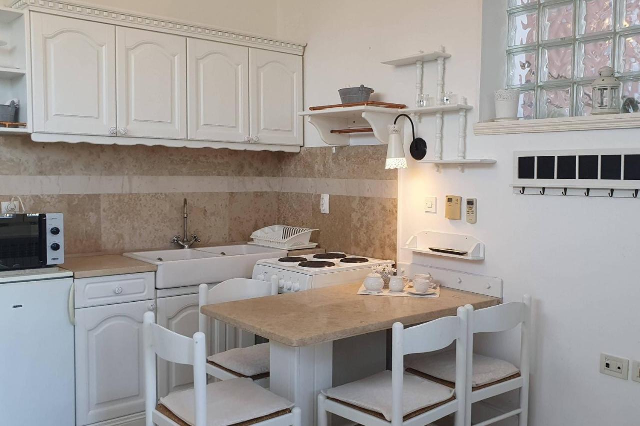 Family Friendly Apartments With A Swimming Pool Lovran, Opatija - 14178 Exterior foto