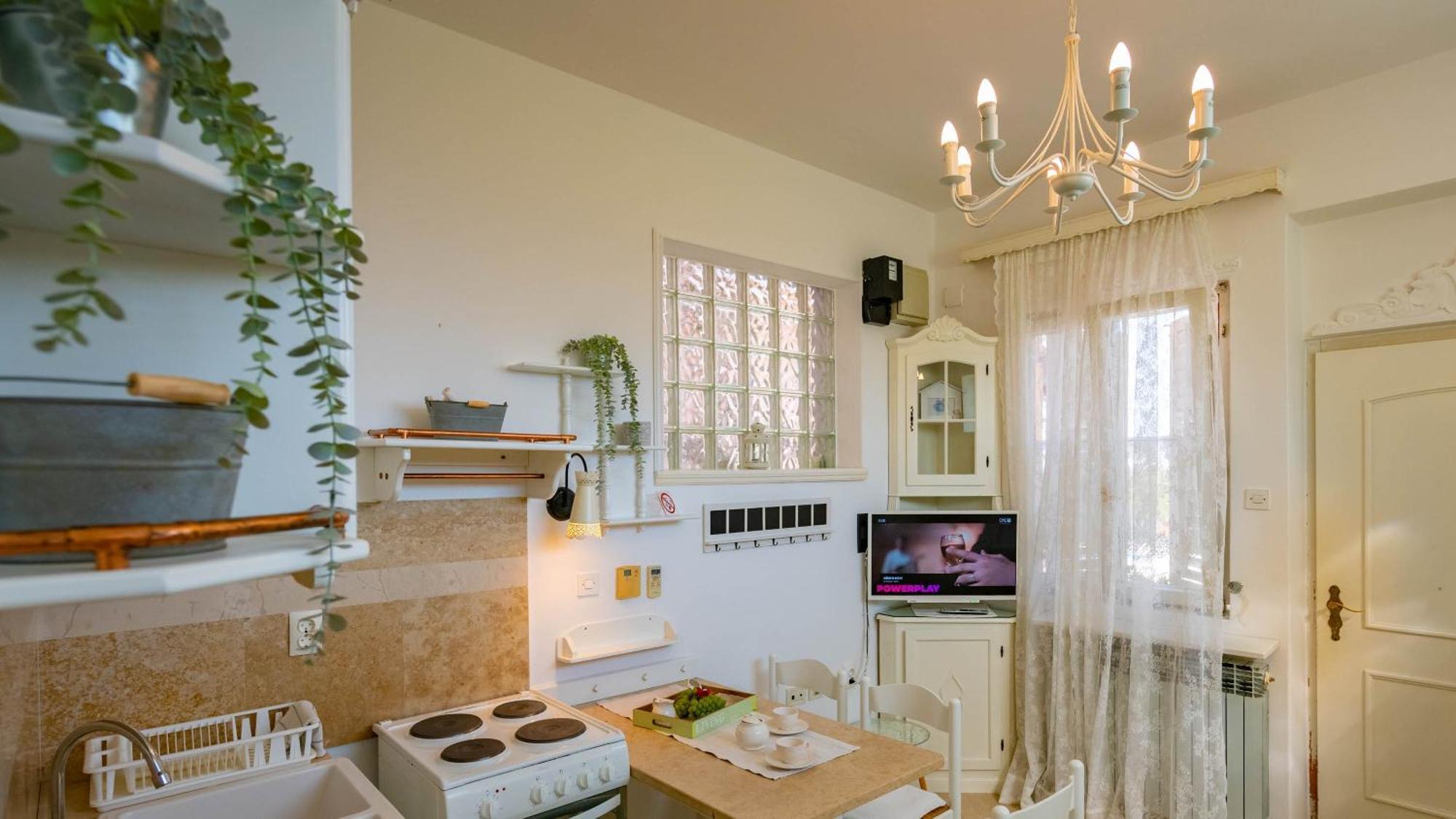 Family Friendly Apartments With A Swimming Pool Lovran, Opatija - 14178 Quarto foto